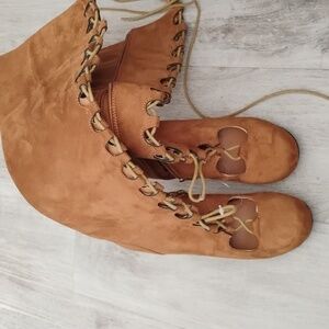 Bella Marie Tan Lace-Up  Knee Hi Boots🎁